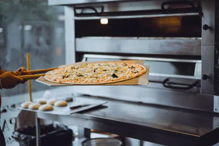Horeca Hut | Pizza Fast Food Equipment: Complete Kitchen Requirements Guide pizza fast food equipment