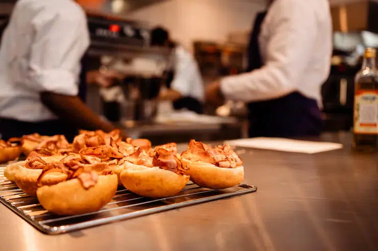 Horeca Hut | Fast Food Restaurant Kitchen Equipment & Setup Guide in UAE fast food restaurant kitchen equipment uae