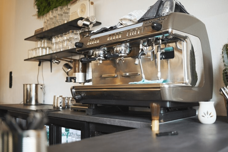 cafe equipment cost dubai