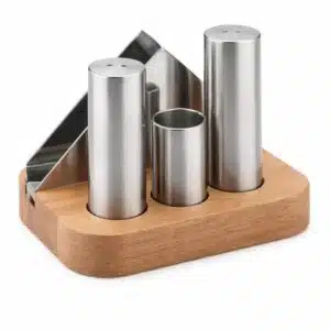 SALT & PEPPER